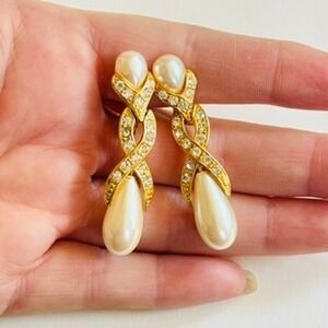 Monet Pearl crystal Regal Important Earrings clip Gold tone dangle 2"L 90s